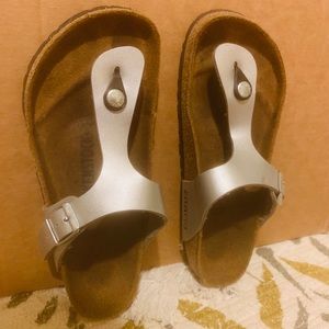 BIRKENSTOCK GIZEH (thong) soft footbed in SILVER